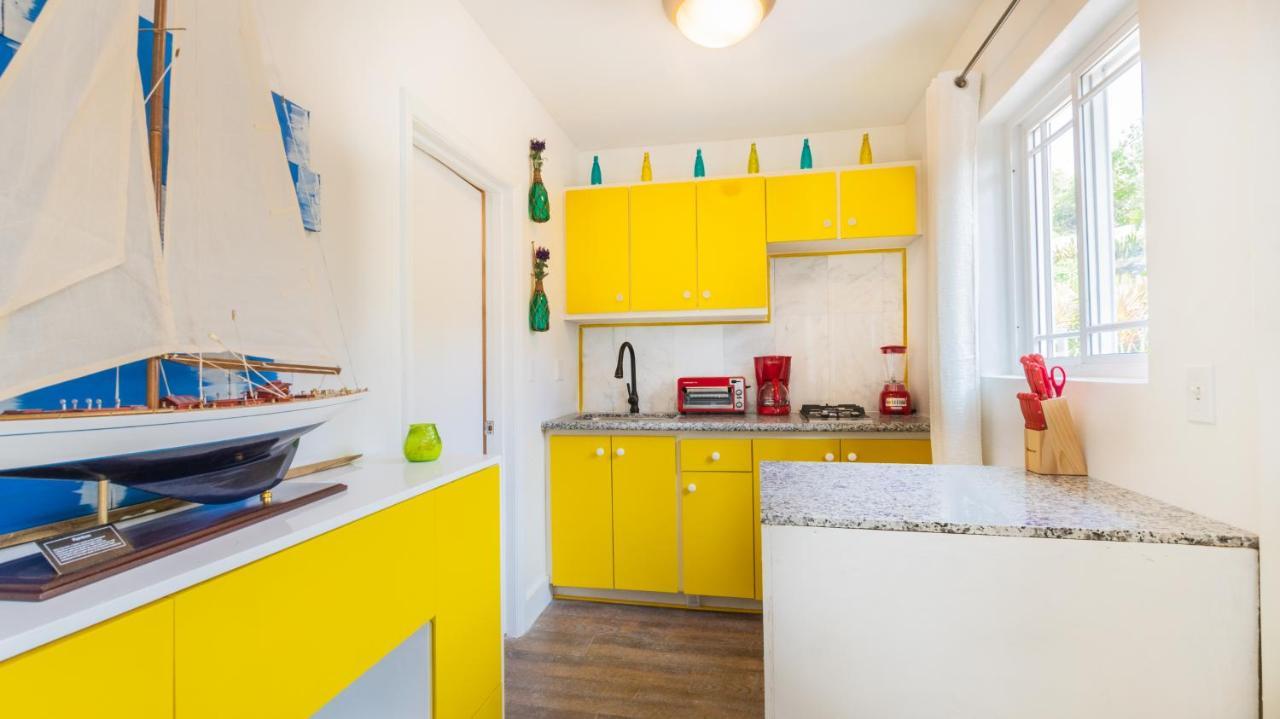 Lemon Cottage - At Orange Hill Nassau Exterior foto